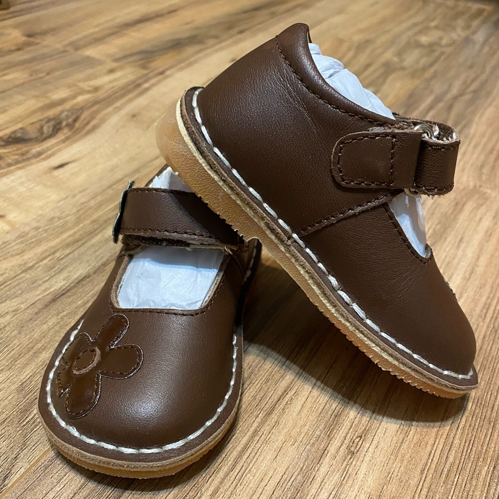 L‘Amour Brown Leather Shoes 4 Toddler NWOT